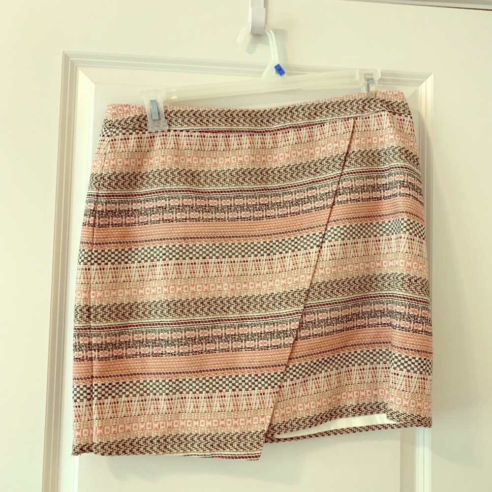 Loft asymmetrical patterned skirt sz 12